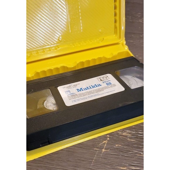 Matilda (VHS Tape 1996) Danny DeVito Rhea Perlman - Family Classic - Picture 5 of 5